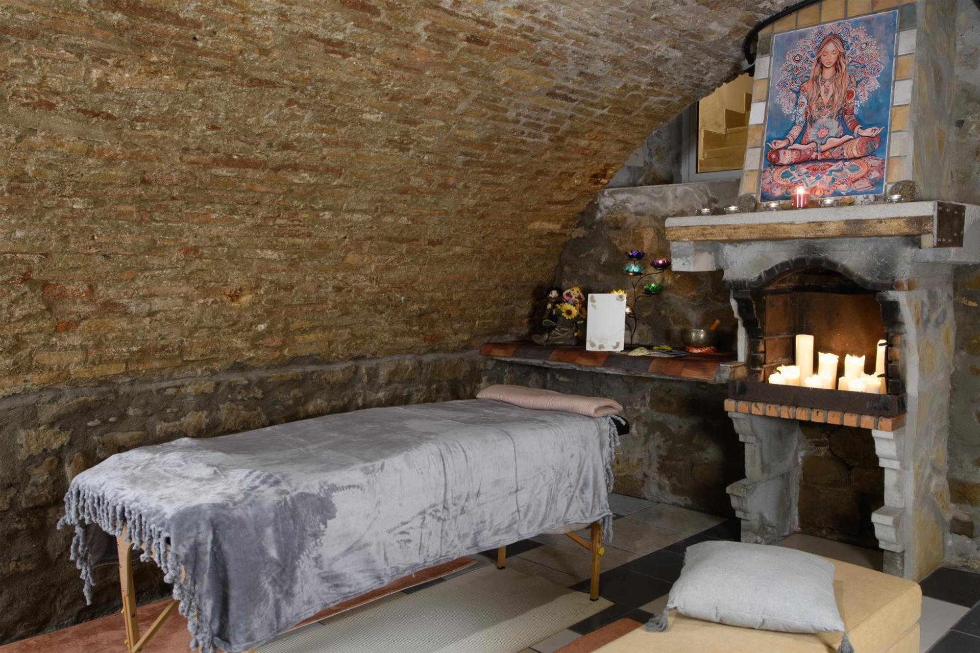 Albergue Estrella Guia Пуэнте-ла-Рейна Экстерьер фото